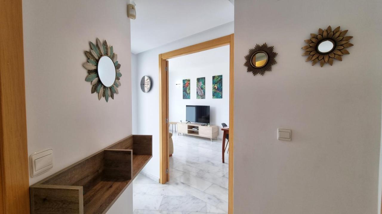 Apartamento familiar con terraza privada, parking gratuito y WiFi Benidorm Exterior foto